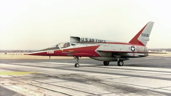 F-107 01.jpg