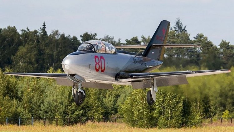 More information about "Yakovlev Yak-30 (1960)"