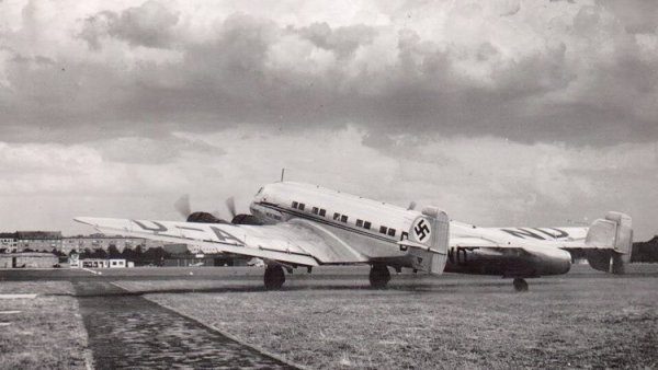 Junkers Ju 90 02.jpg