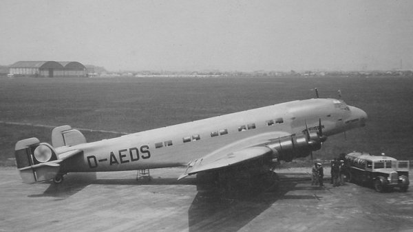 Junkers Ju 90 04.jpg