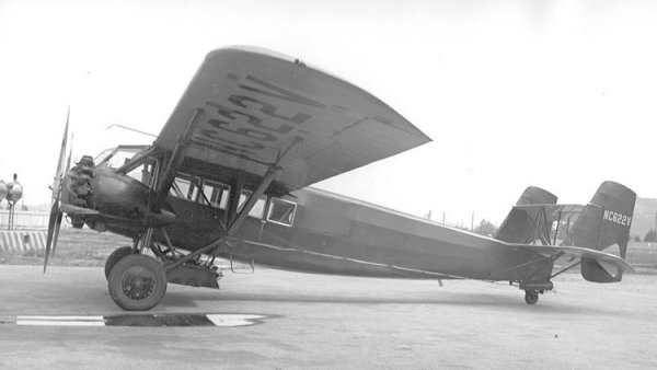 Curtiss Kingbird 03.jpg