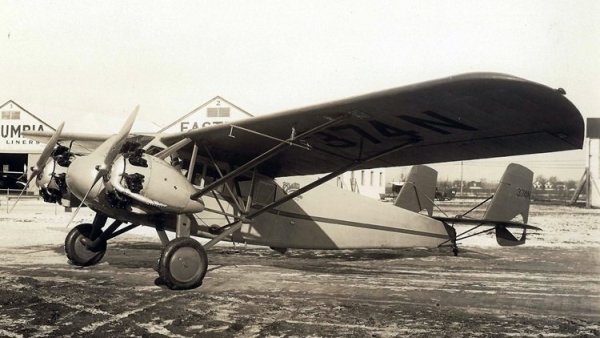 Curtiss Kingbird 05.jpg