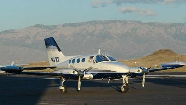 cessna 414a chancellor 03.jpg