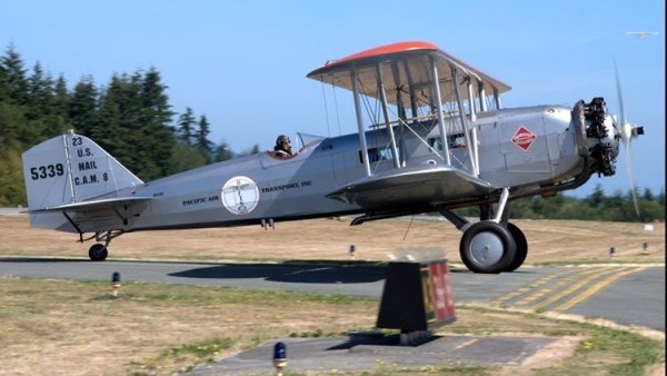 Boeing Model 40 01.jpg