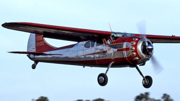 Cessna 195 03.jpg