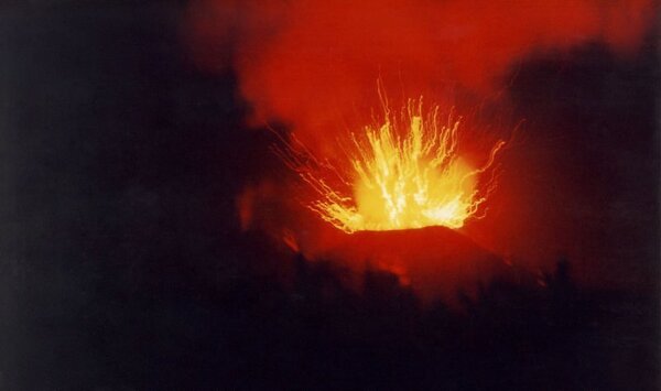 Tavurvur at night.jpg