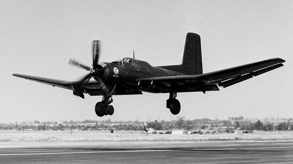 Douglas XTB2D Skypirate 03.jpg