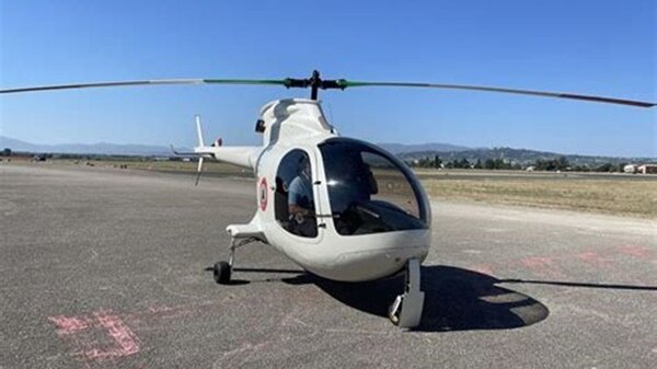 Famà Kiss 209 05.jpg