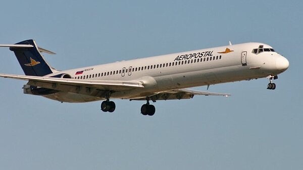 McDonnell Douglas MD-80 03.jpg