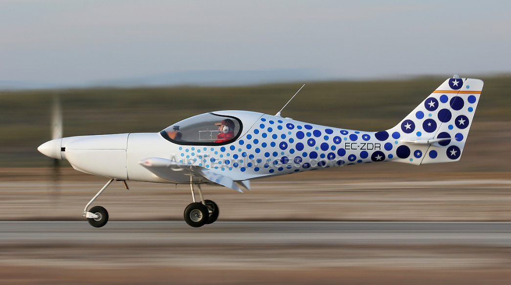 More information about "Aerocomp VM-1 Esqual"