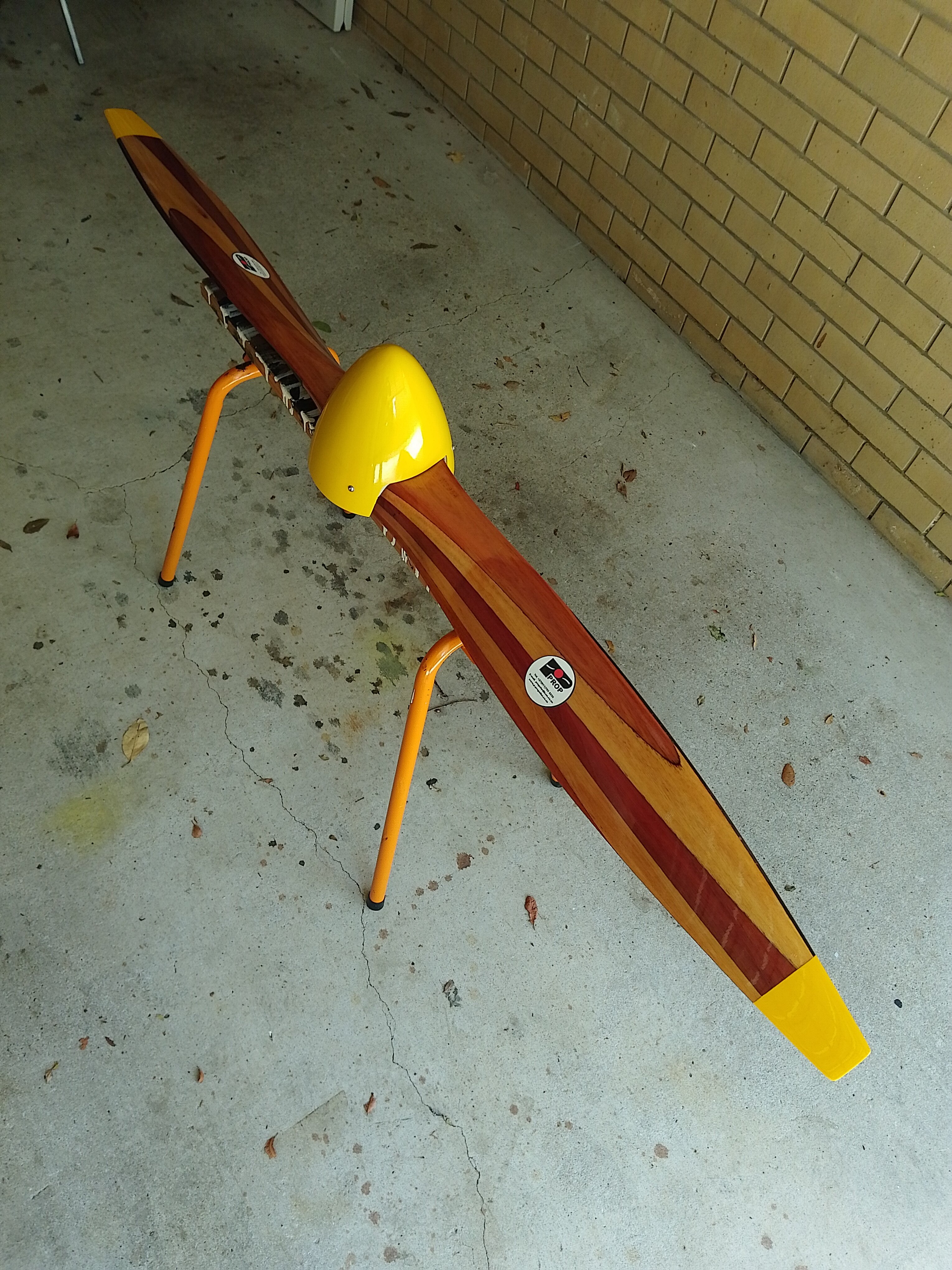 More information about "Beautiful wooden propeller to suit Rotax 912UL or man cave"