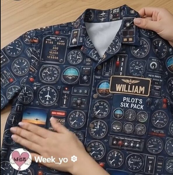 pilotshirt.thumb.jpg.0f3d043eb81928a12315147a611bb79b.jpg