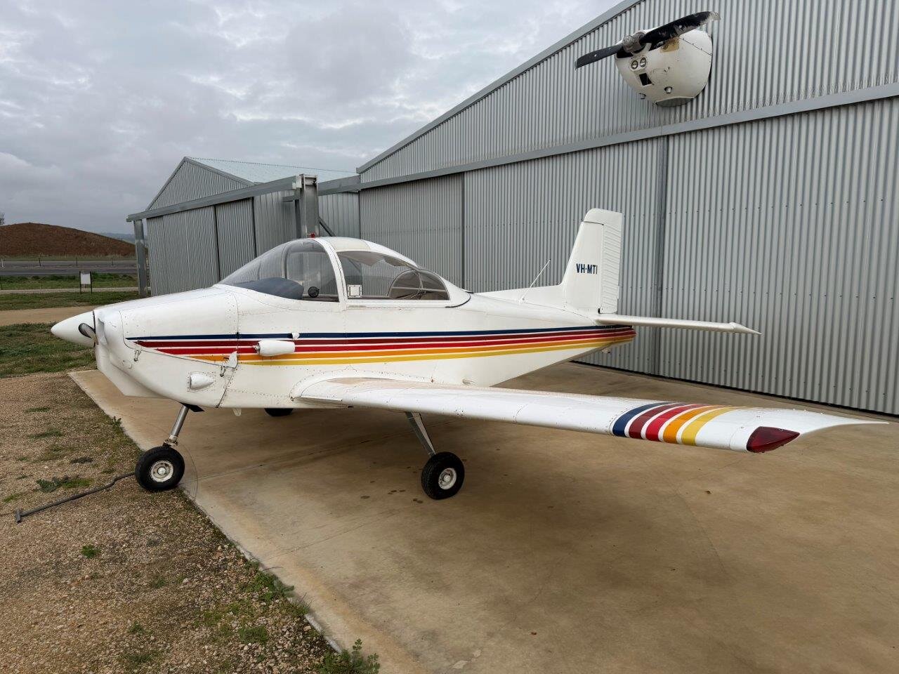 More information about "Victa Airtourer AT100 for sale"