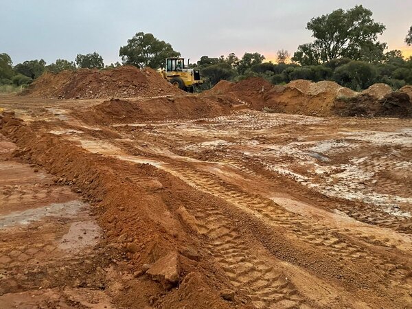 Excavation1.thumb.jpg.47cbc90062840529f45cc4cd8023303c.jpg